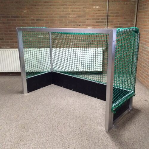 Mini hockeydoelen 42 Onze voordelig geprijsde hockeydoeltjes kopen betekent kiezen voor hoge kwaliteit, volledig gelaste frames en slagplanken die bestand zijn tegen intensief gebruik.